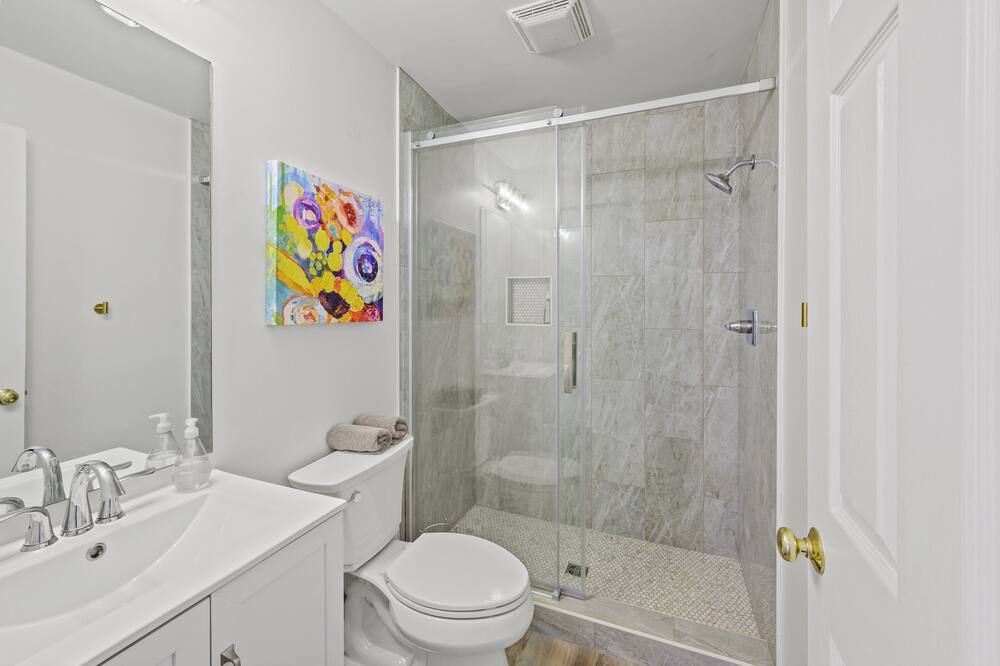 Photo of Bathroom in Eatonton
