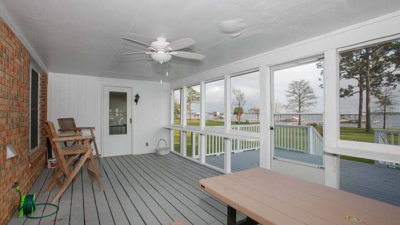 Photo of Patio Balcony in Lillian