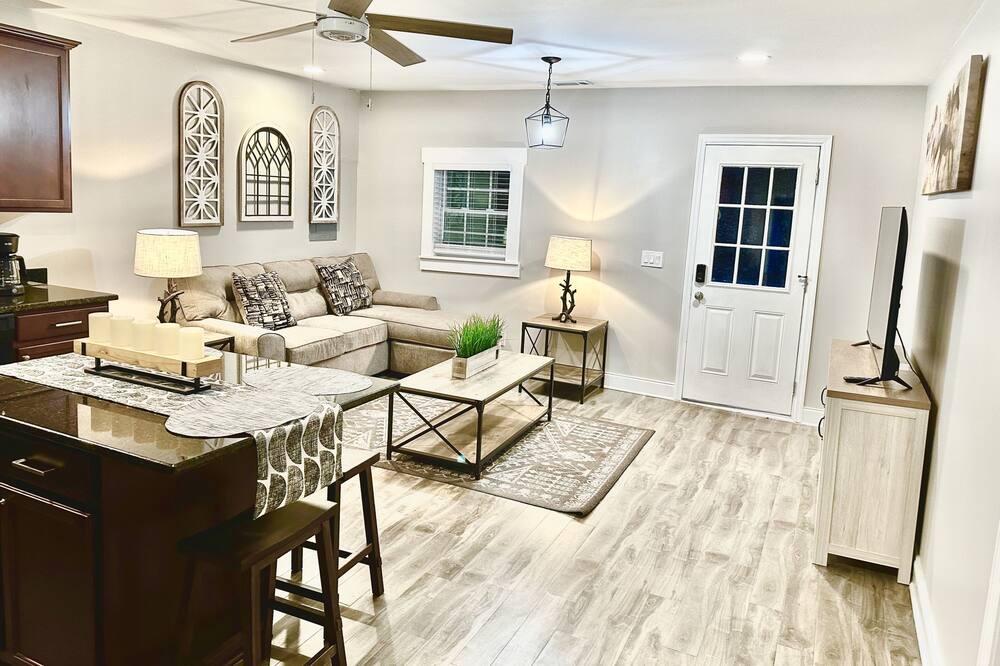 Photo of Livingroom in Fairburn