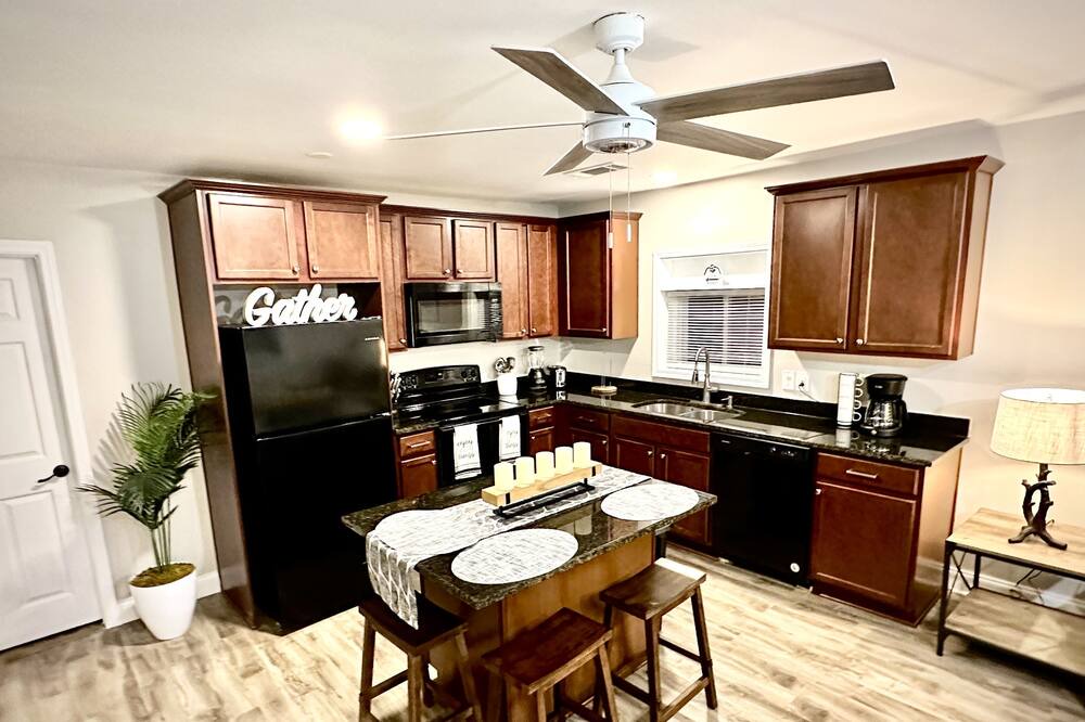 Photo of Kitchen in Fairburn