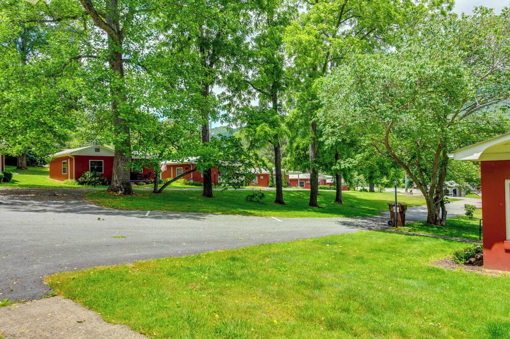 Photo of Outdoor in Maggie Valley
