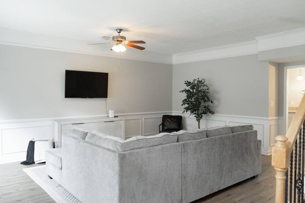 Photo of Livingroom in National Hills