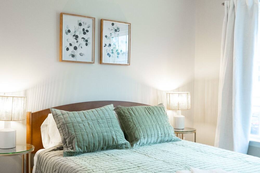 Photo of Bedroom in National Hills