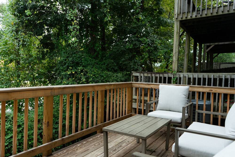 Photo of Outdoor in National Hills