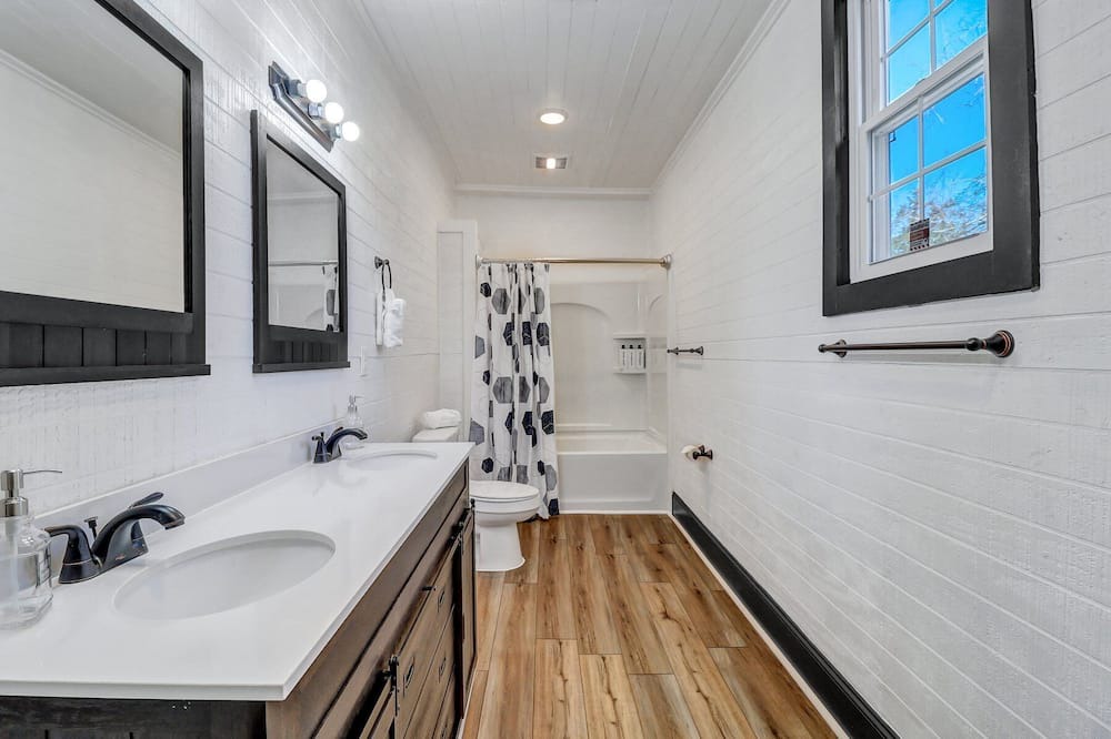 Photo of Bathroom in Rincon