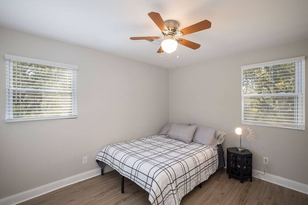 Photo of Bedroom in West Ashley