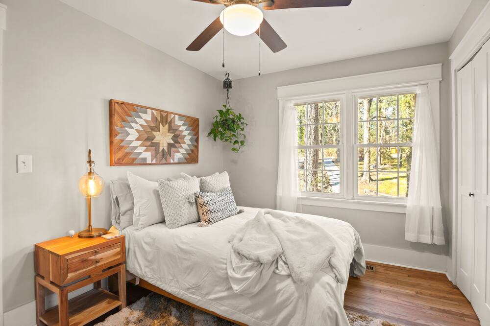 Photo of Bedroom in Atlanta