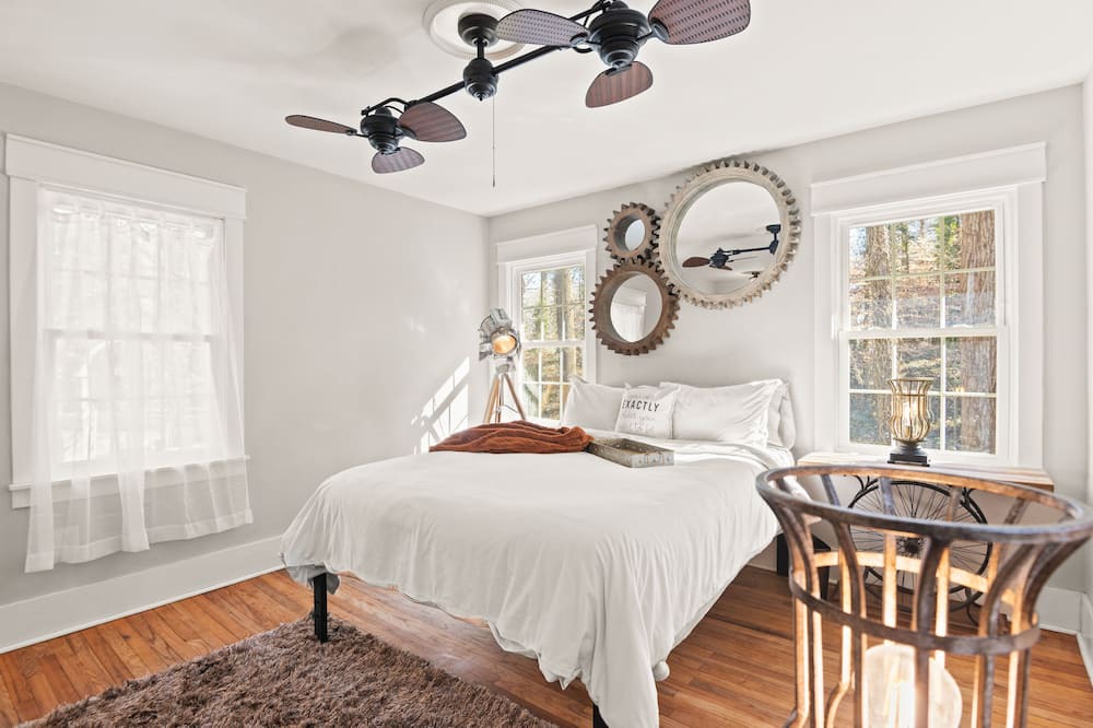 Photo of Bedroom in Atlanta