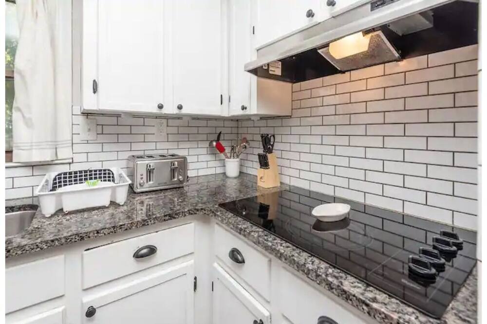 Photo of Kitchen in East Forest