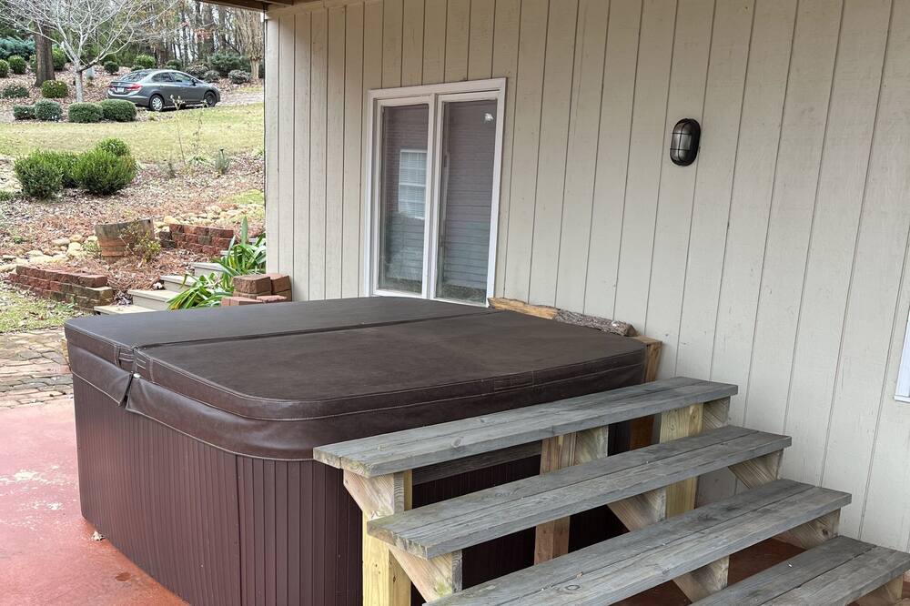 Photo of Outdoor in Monticello