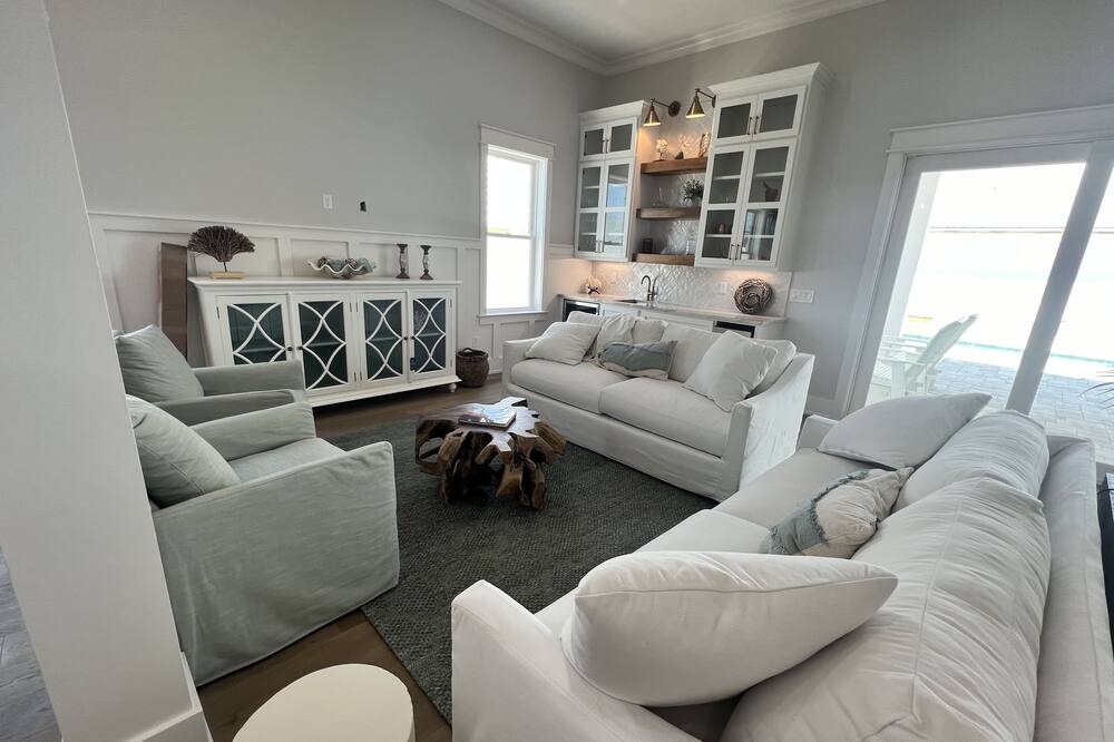 Photo of Livingroom in Laguna Beach