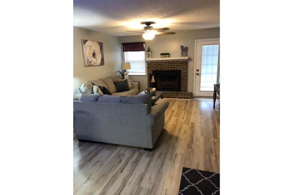 Photo of Livingroom in Warner Robins
