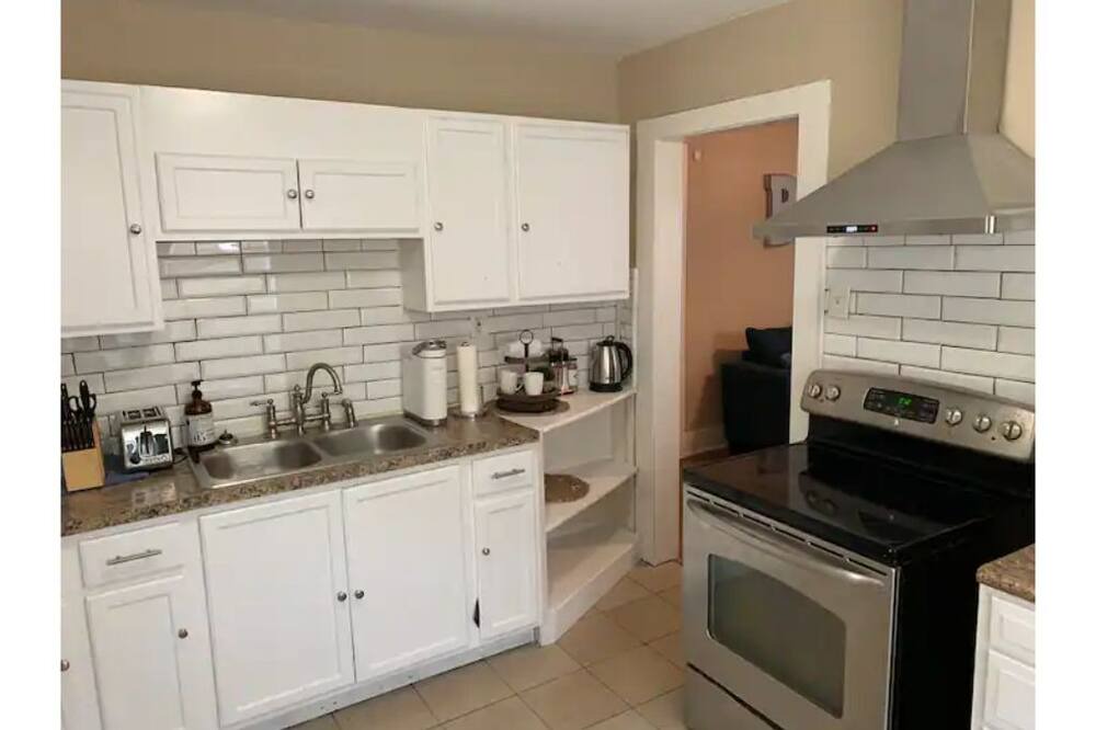 Photo of Kitchen in Crestline Heights