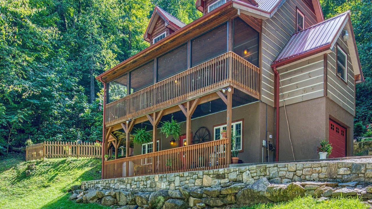 Photo of Outdoor in Hemphill Heights