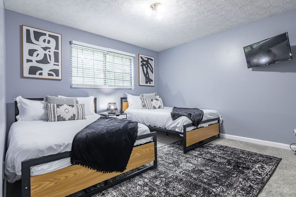 Photo of Bedroom in Powder Springs