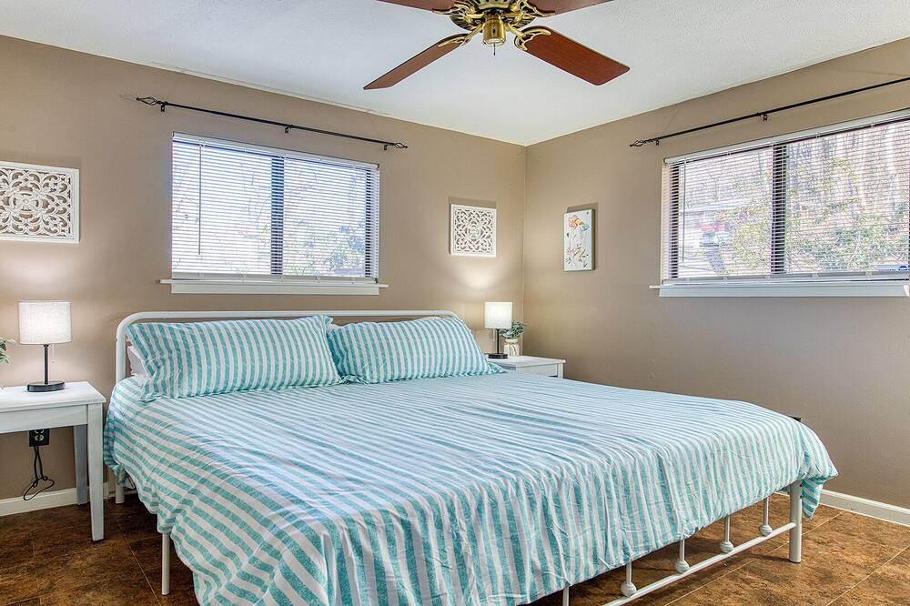 Photo of Bedroom in Maggie Valley