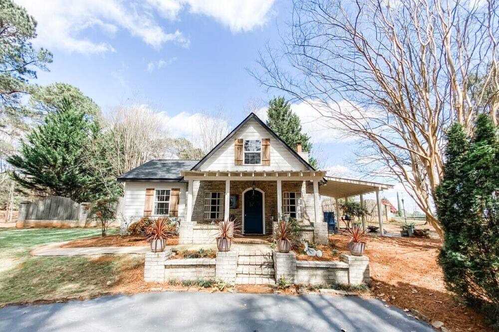 Photo of Outdoor in Griffin