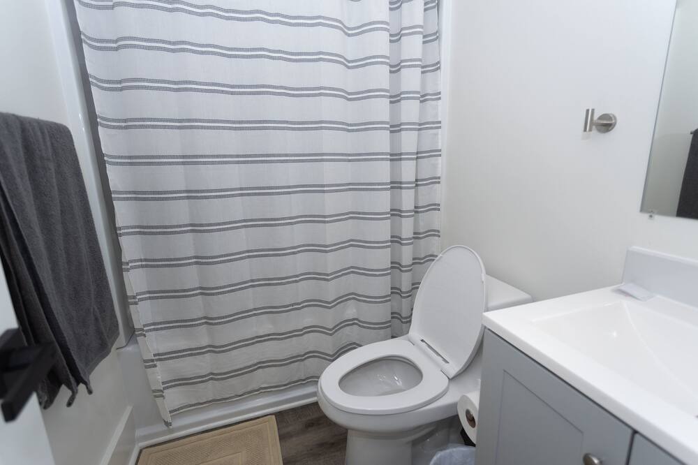 Photo of Bathroom in Picayune