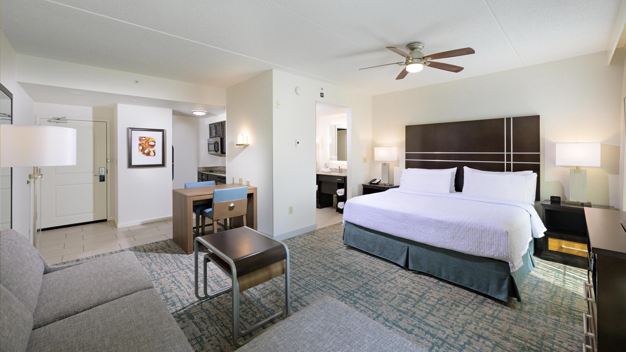 Photo of Bedroom in Eagan Park