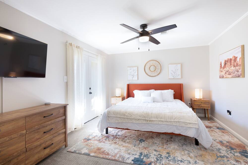 Photo of Bedroom in Biloxi