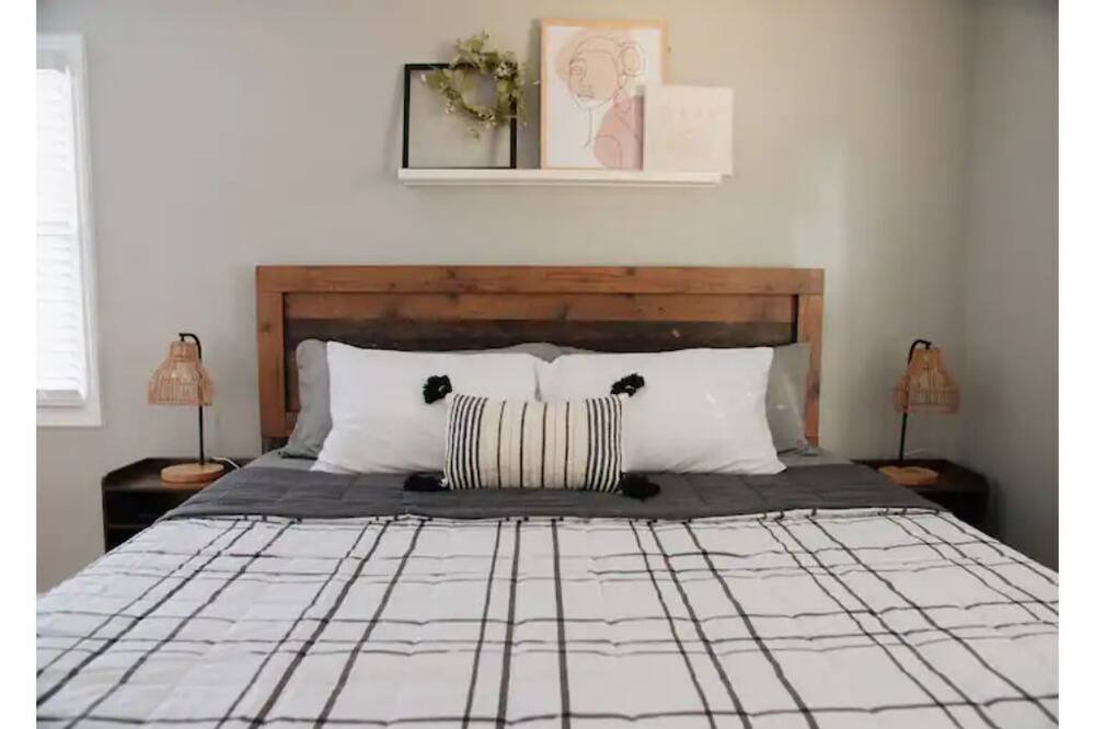Photo of Bedroom in Morrow