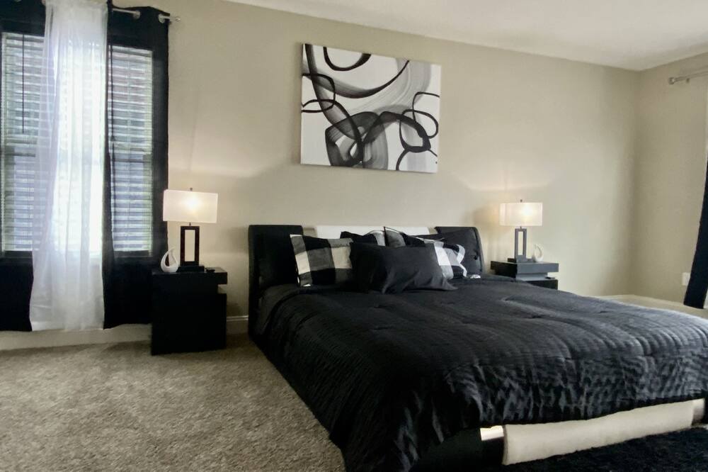 Photo of Bedroom in Hampton