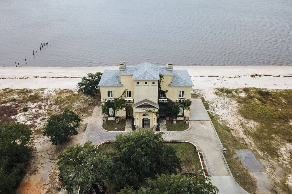 Photo of Others in Ocean Springs
