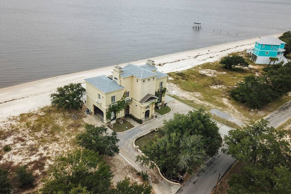 Photo of Others in Ocean Springs