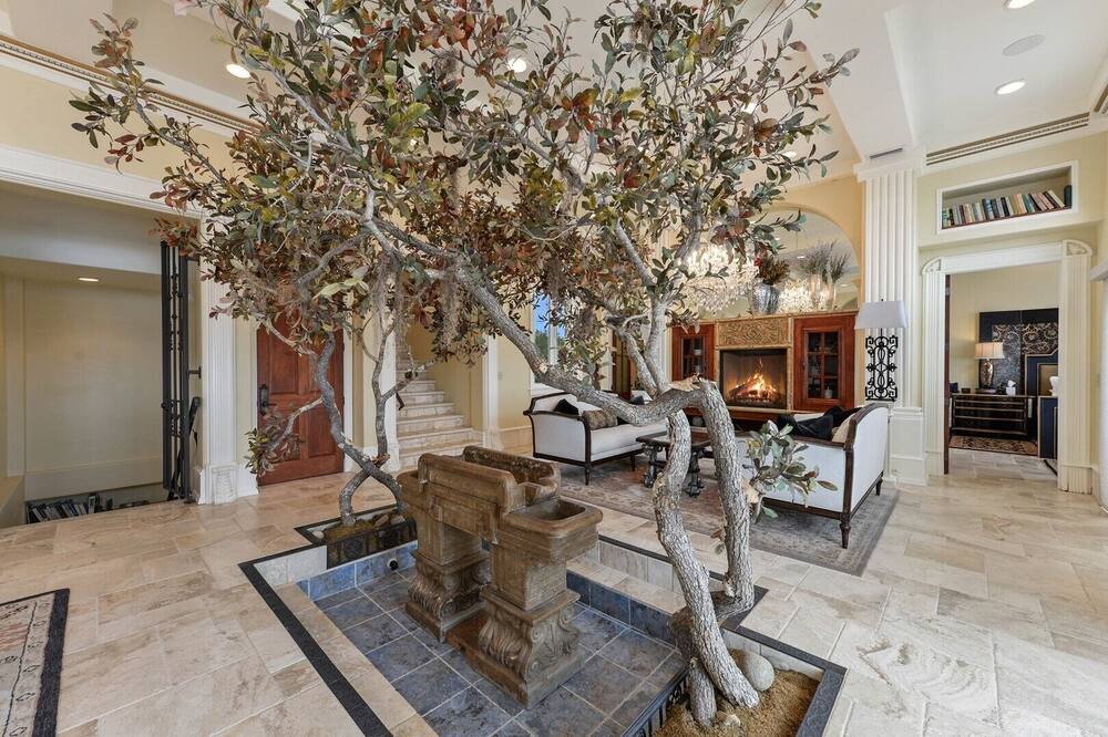 Photo of Others in Ocean Springs