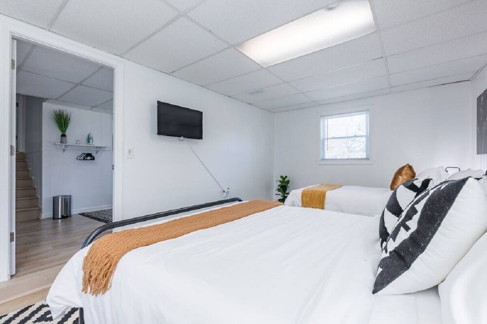 Photo of Bedroom in Powder Springs