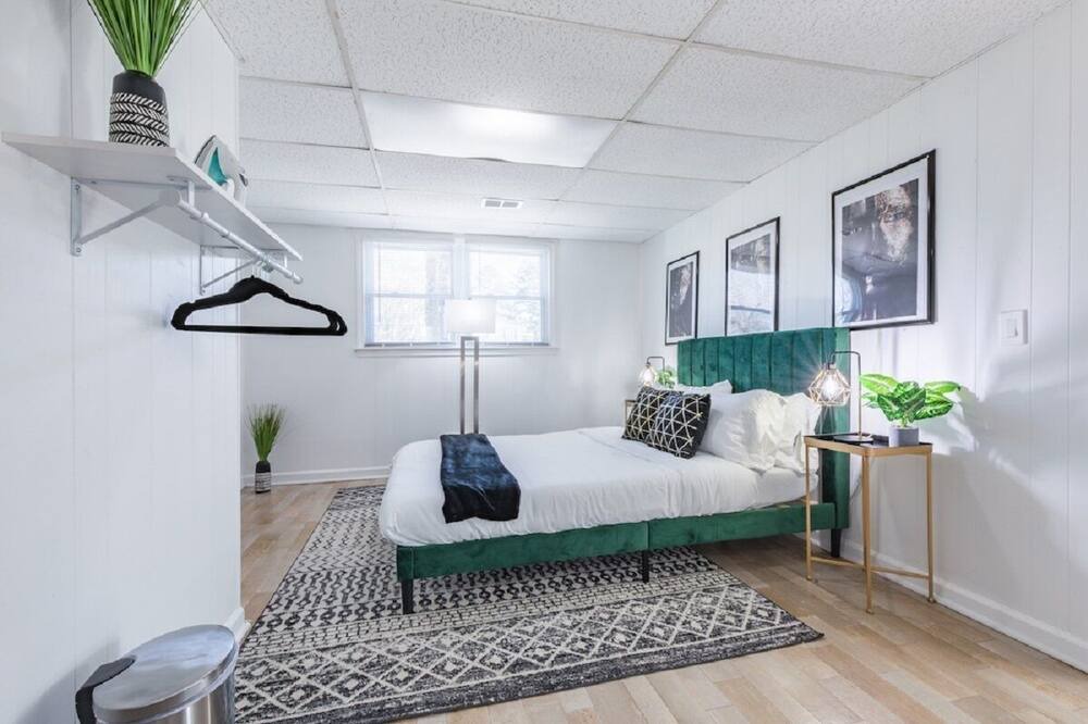 Photo of Bedroom in Powder Springs