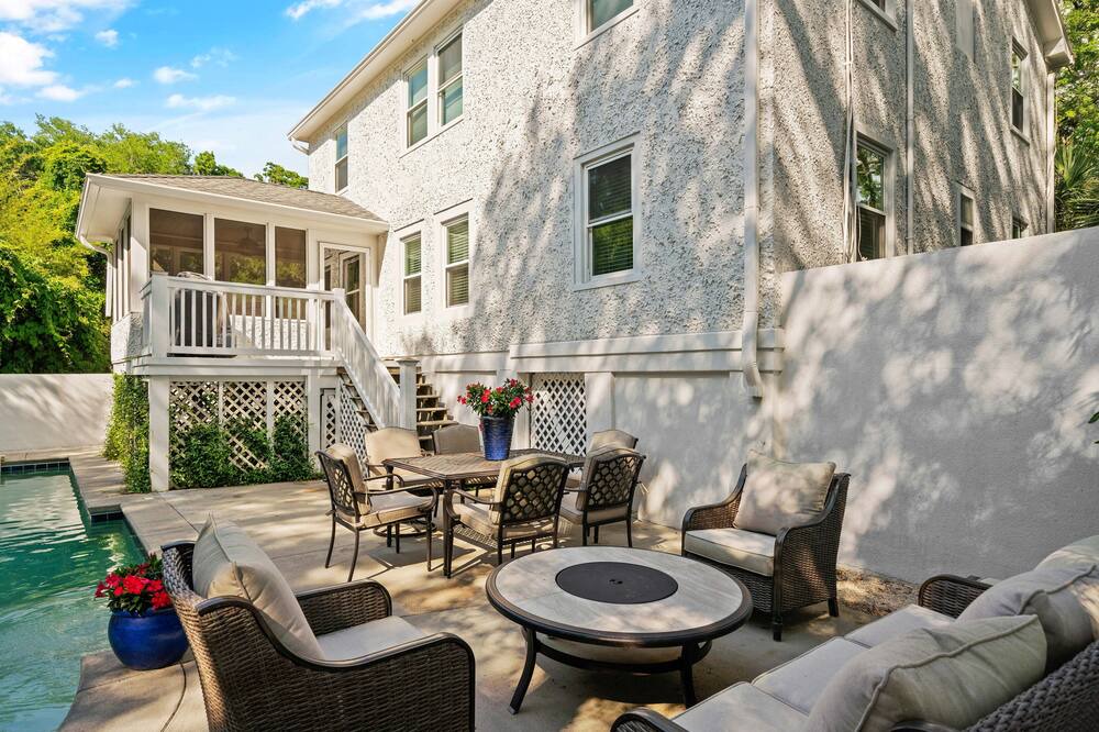 Photo of Outdoor in King City