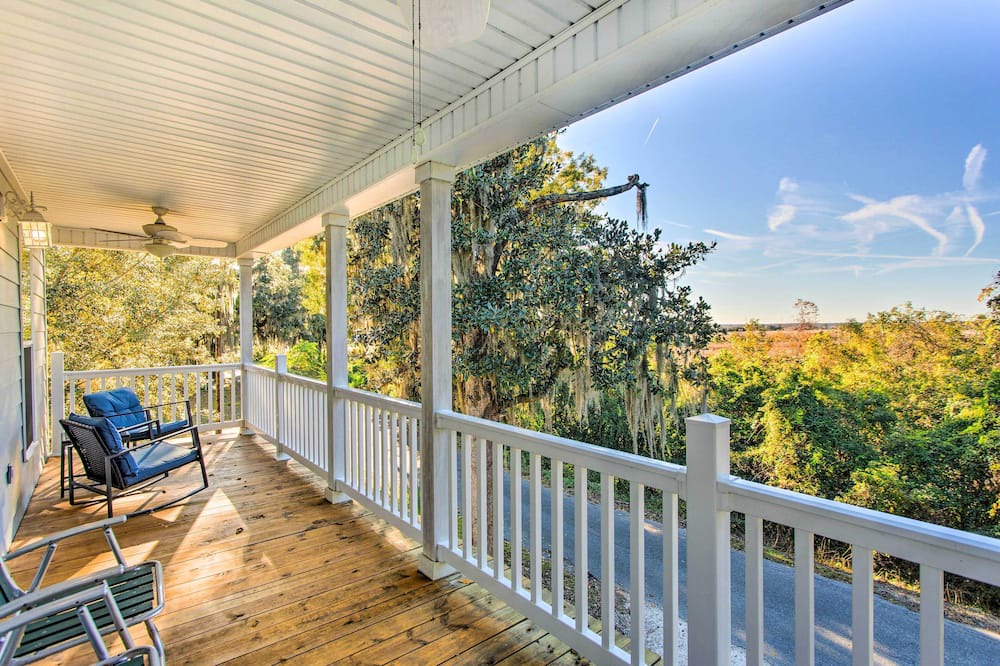 Photo of Outdoor in Darien