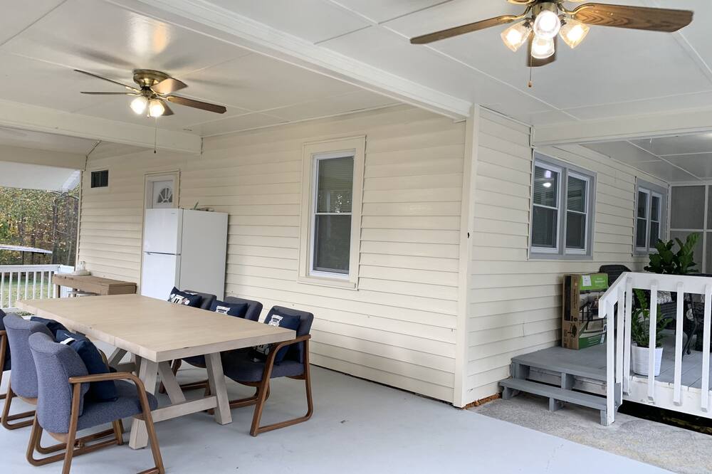 Photo of Outdoor in Powder Springs