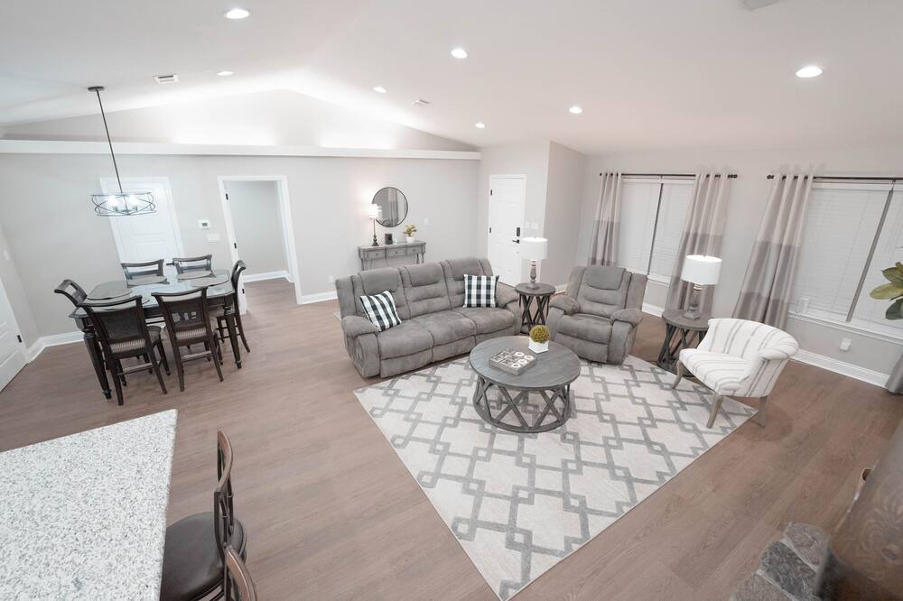 Photo of Livingroom in Florida Panhandle