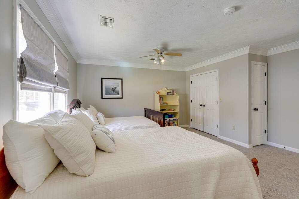 Photo of Bedroom in Jackson