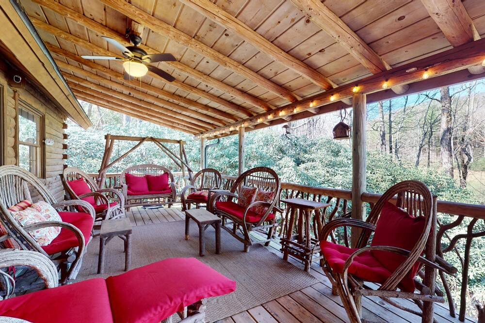 Photo of Others in Lake Toxaway