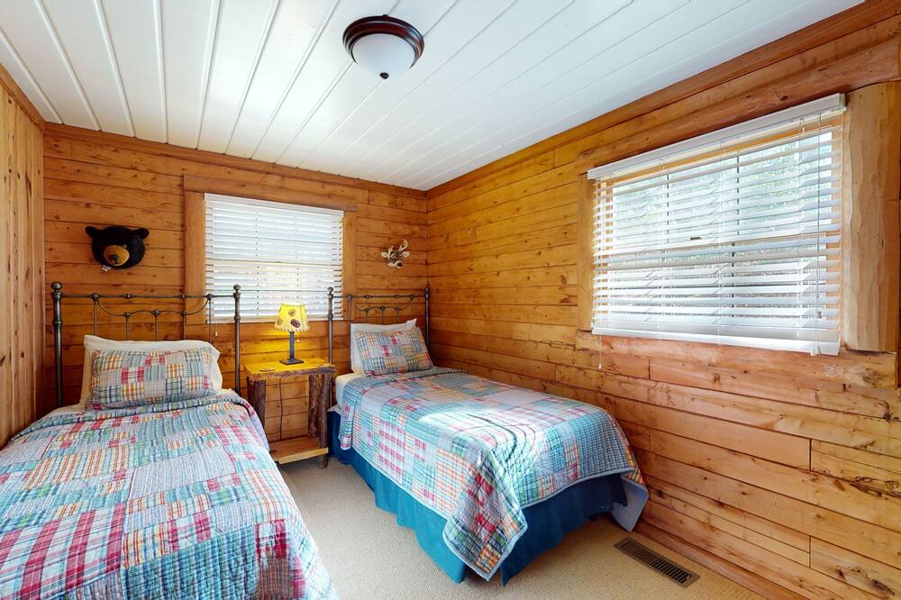 Photo of Others in Lake Toxaway