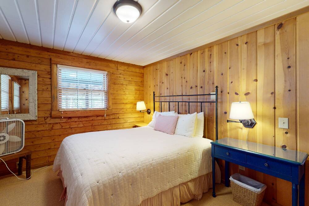 Photo of Others in Lake Toxaway