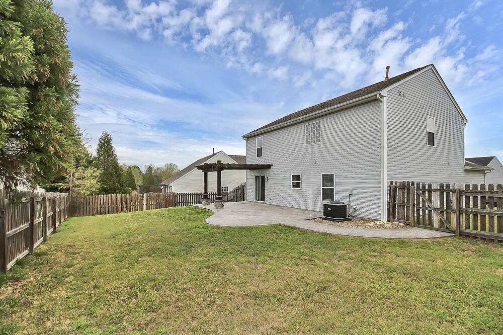 Photo of Outdoor in Huntersville