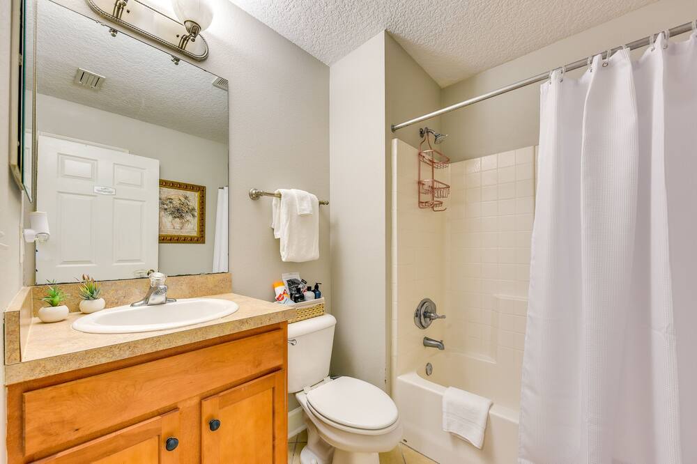 Photo of Bathroom in Northside