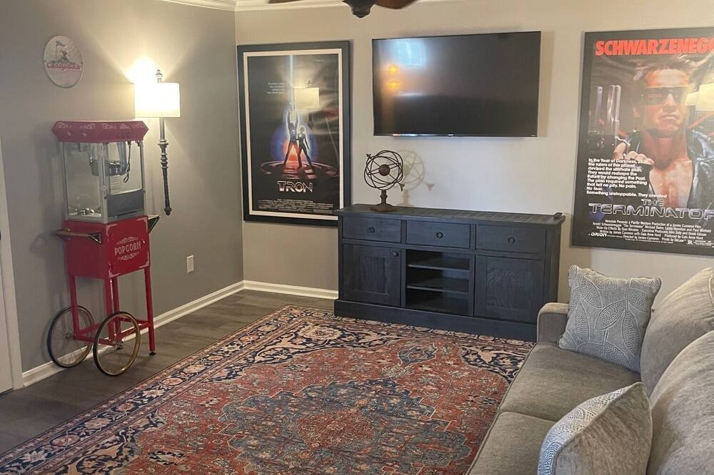 Photo of Livingroom in University Place