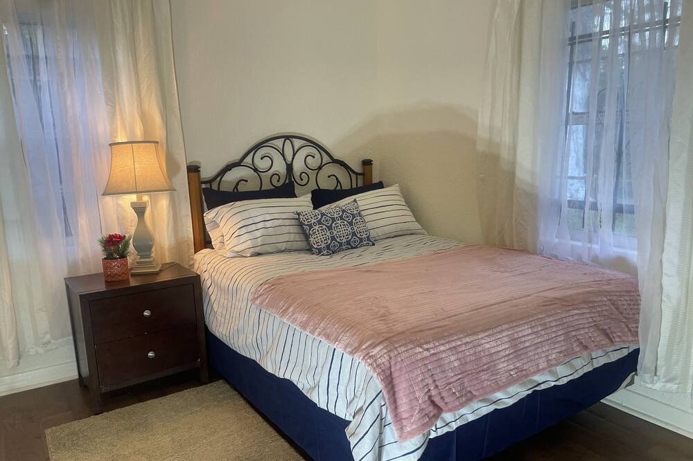 Photo of Bedroom in Jacksonville