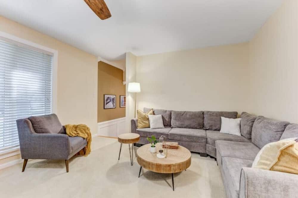 Photo of Livingroom in Summerville