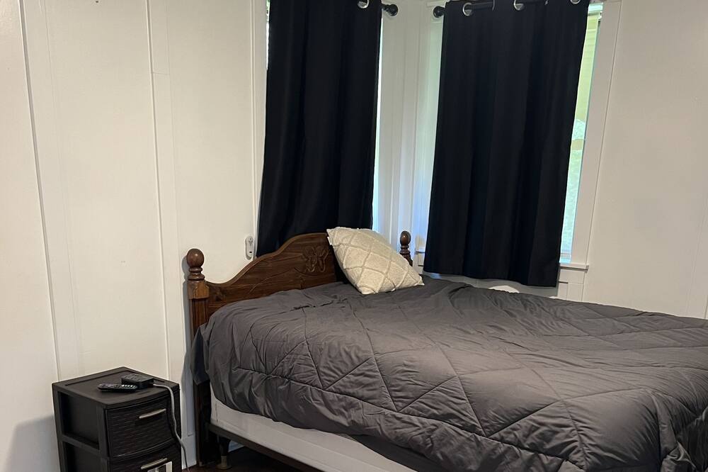 Photo of Bedroom in New Market