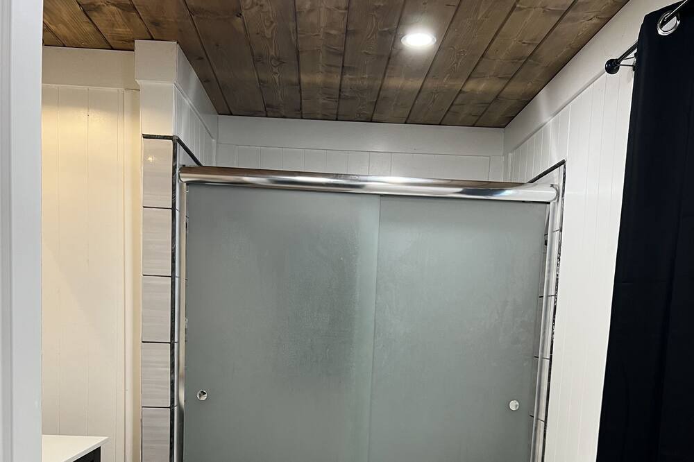 Photo of Bathroom in New Market