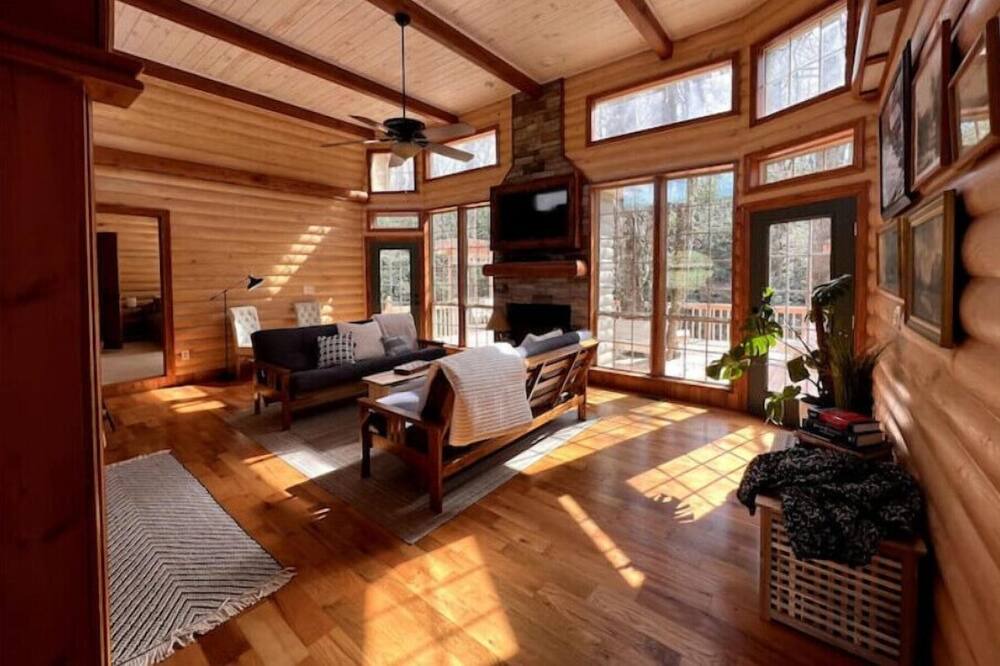 Photo of Livingroom in Tigerville