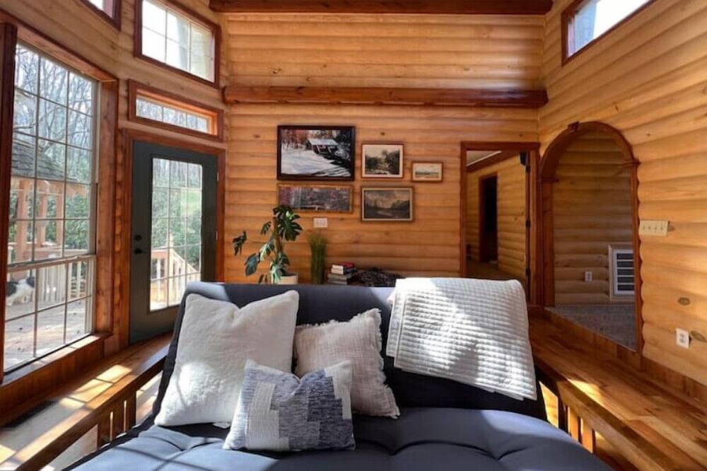 Photo of Livingroom in Tigerville