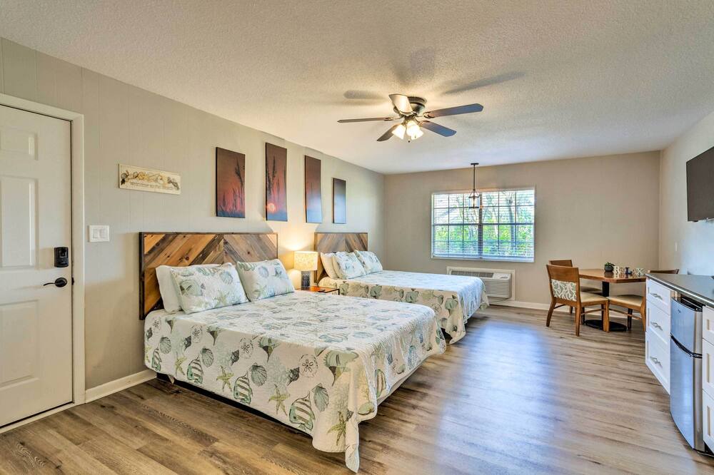 Photo of Bedroom in Perdido Club Cottages