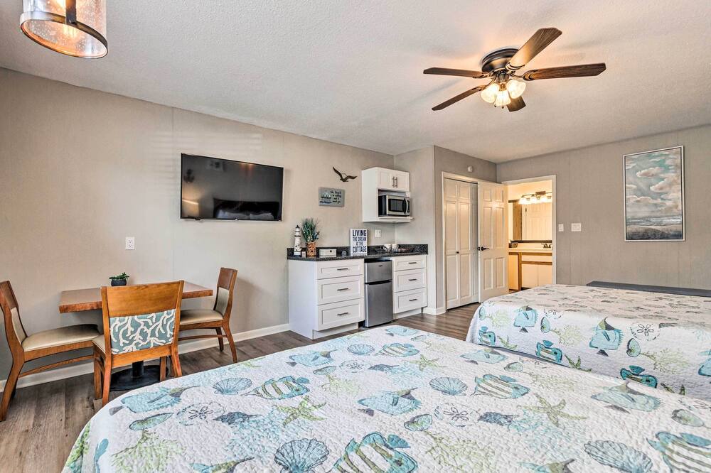 Photo of Bedroom in Perdido Club Cottages